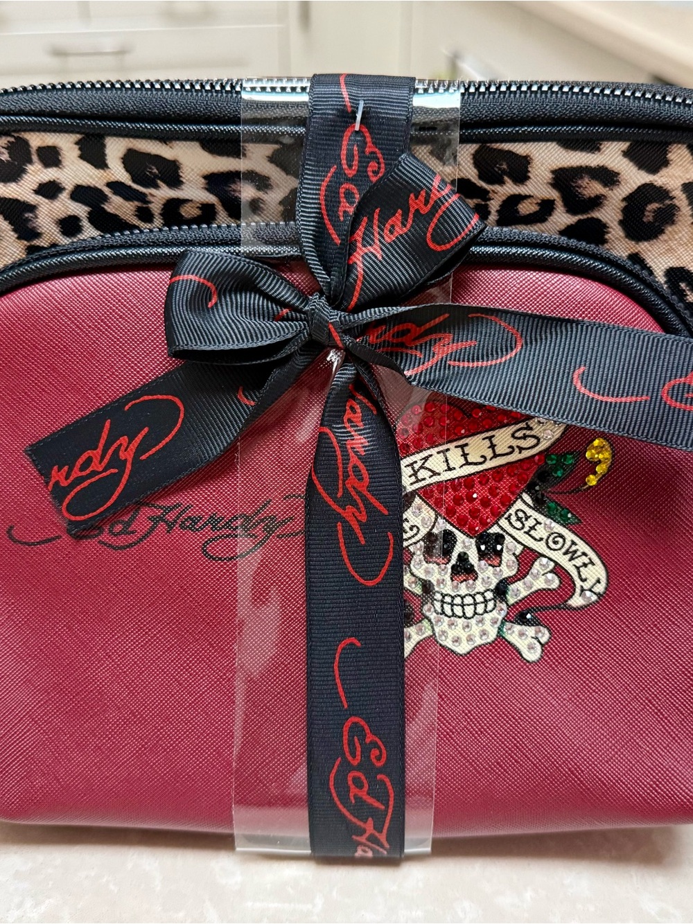 Ed Hardy Two Piece Cosmetic Bag Set -bold red & leopard design, skull, heart NWT - Picture 5 of 11